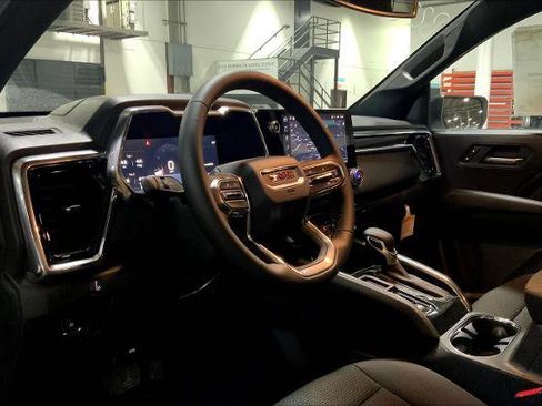 New 2025 GMC Canyon Elevation w/ Convenience Package image 10