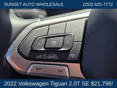 Used 2022 Volkswagen Tiguan SE AWD/4WD image 37