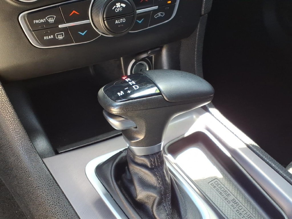 Used 2023 Dodge Charger SXT AWD/4WD image 24