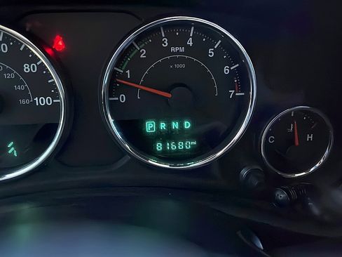 Used 2015 Jeep Wrangler Unlimited Sport w/ Quick Order Package 24S AWD/4WD image 13