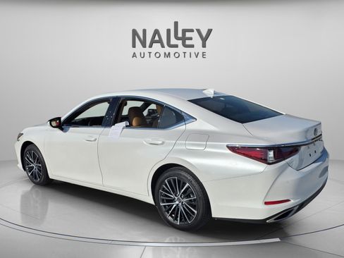 Certified 2025 Lexus ES 350 w/ Premium Package image 4