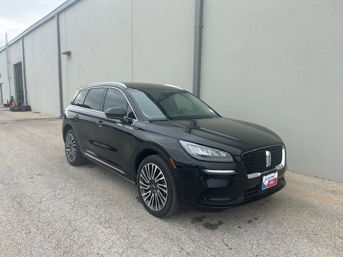 Used 2022 Lincoln Corsair AWD w/ Equipment Group 101A image 5