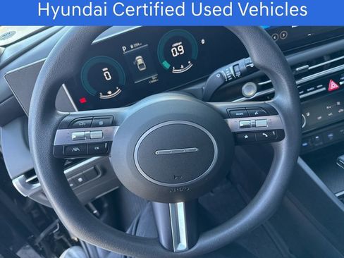 Certified 2025 Hyundai Santa Cruz SEL image 34