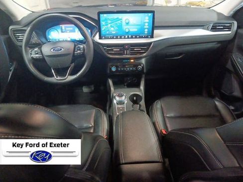 Certified 2024 Ford Escape Platinum image 17