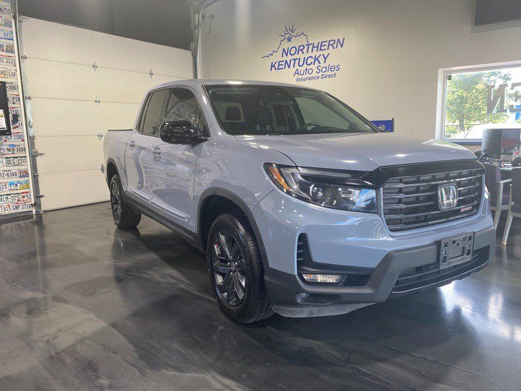 Used 2023 Honda Ridgeline Sport image 1