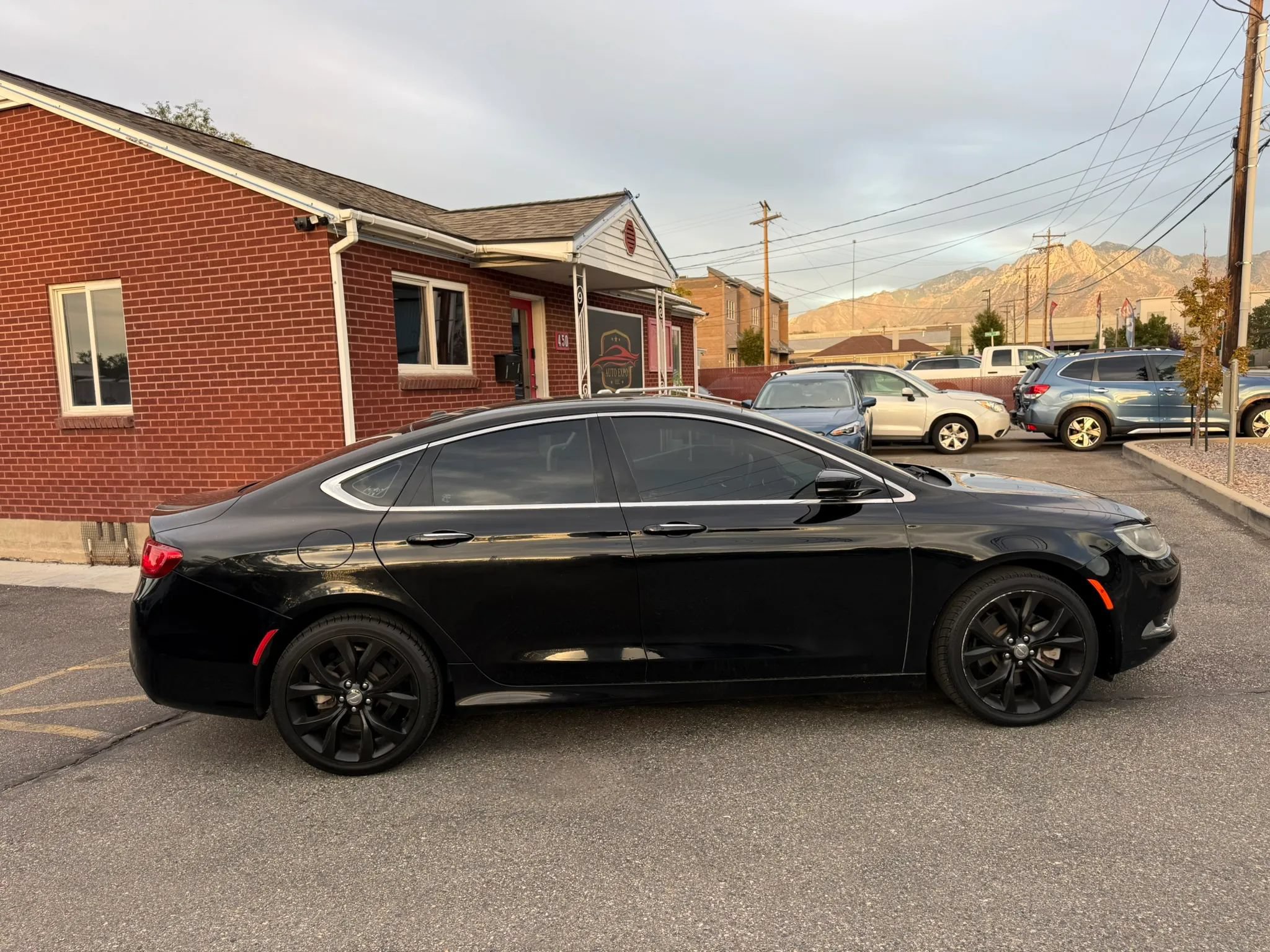 Used 2015 Chrysler 200 C AWD/4WD image 4