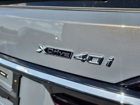 New 2026 BMW X7 xDrive40i w/ Premium Package image 4