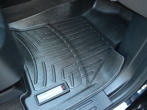 Used 2017 Ford Expedition EL XLT w/ Equipment Group 202A image 24