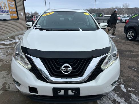 Used 2017 Nissan Murano Platinum image 2