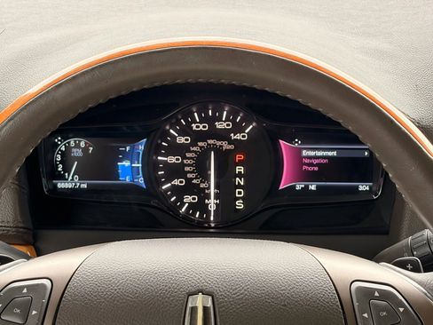 Used 2014 Lincoln MKX AWD w/ Equipment Group 102A image 35