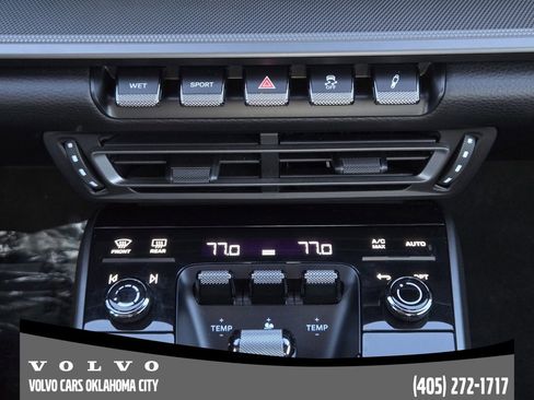 Used 2024 Porsche 911 Carrera image 17