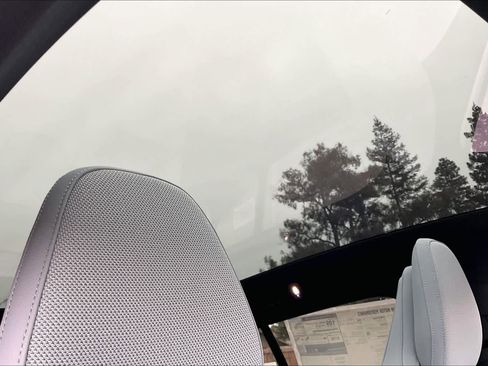 New 2025 Volvo EX30 Ultra w/ Protection Package Premier image 29