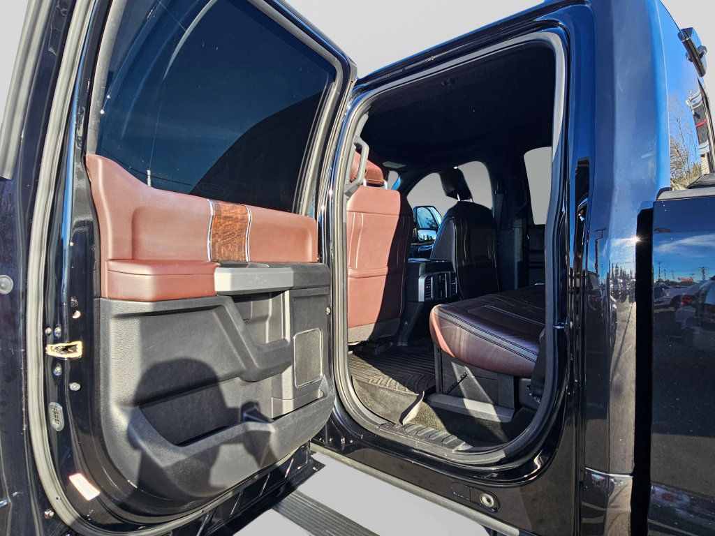 Used 2017 Ford F250 Platinum w/ Platinum Ultimate Package AWD/4WD image 32