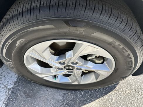 Used 2024 Hyundai Tucson SE image 6