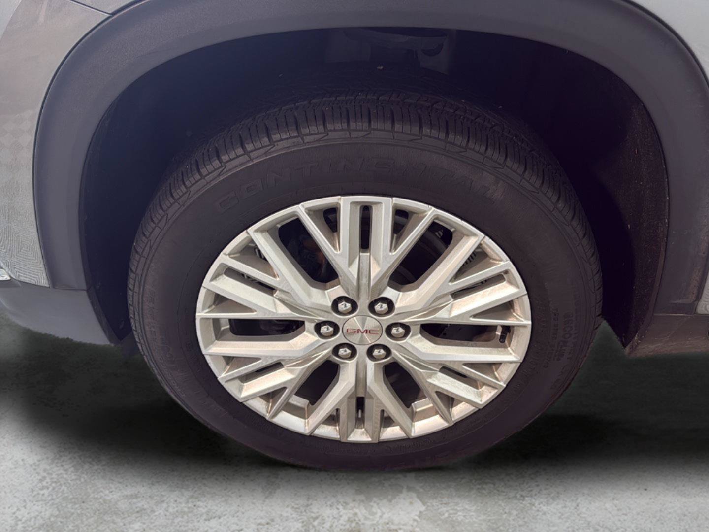 Certified 2024 GMC Acadia Elevation FWD image 7