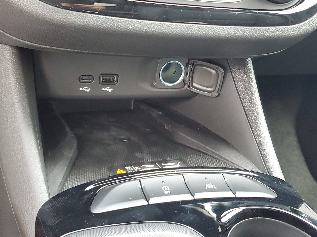 New 2026 Buick Envista Sport Touring w/ Convenience II Package FWD image 23