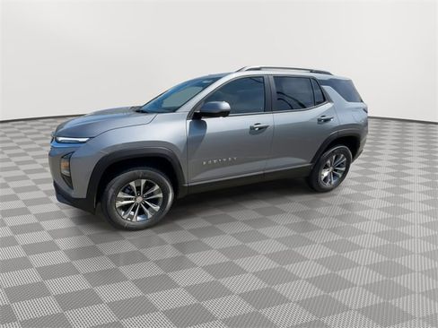 New 2025 Chevrolet Equinox LT image 5