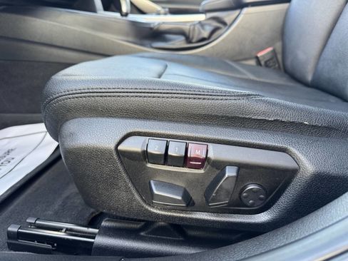 Used 2014 BMW 320i xDrive Sedan image 25