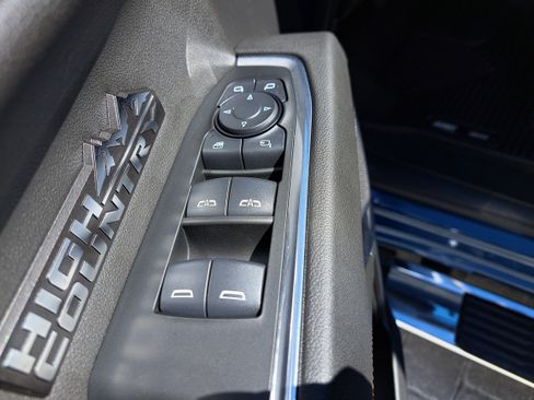 Certified 2024 Chevrolet Silverado 1500 High Country image 18