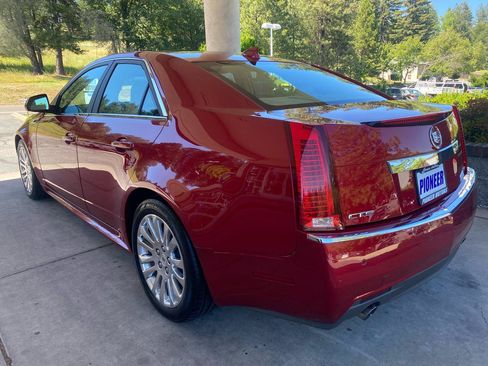 Used 2011 Cadillac CTS Premium RWD image 3