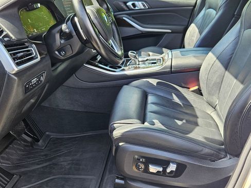 Used 2019 BMW X5 xDrive40i w/ Executive Package AWD/4WD image 13