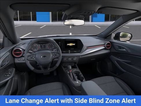 New 2026 Chevrolet Trax RS w/ Sunroof Package FWD image 18