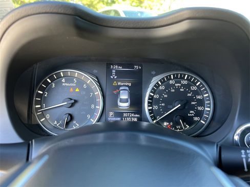 Used 2022 INFINITI Q50 Sensory image 22