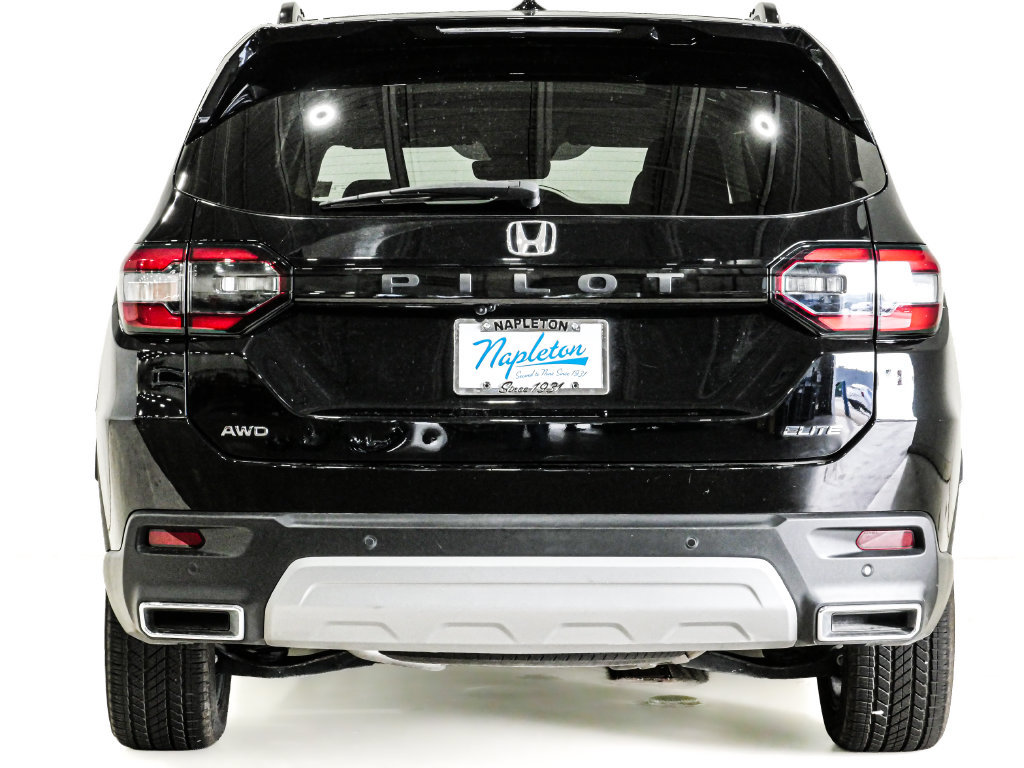 Used 2023 Honda Pilot Elite image 8