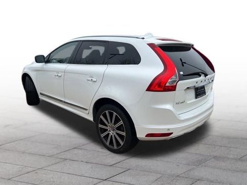 Used 2017 Volvo XC60 T6 Inscription w/ Protection Package AWD/4WD image 4
