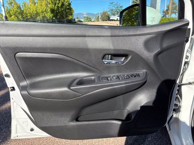 Used 2023 Nissan Versa SV FWD image 16