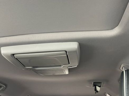 Used 2023 Honda Odyssey Elite image 37