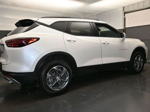 Used 2024 Chevrolet Blazer LT w/ LPO, Floor Liner Package FWD image 30