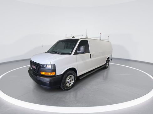 Used 2020 GMC Savana 2500 Extended w/ Communications Package image 4