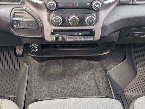 Certified 2024 RAM 2500 Big Horn AWD/4WD image 17
