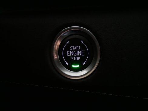 Used 2024 Cadillac Escalade ESV Luxury AWD/4WD image 25