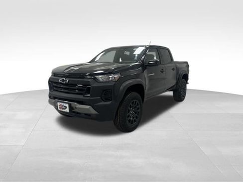 New 2026 Chevrolet Colorado Trail Boss AWD/4WD image 3