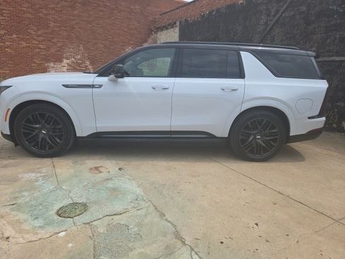 New 2026 Cadillac Escalade IQL Sport 1 w/ LPO, ONYX Package image 4