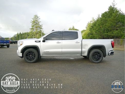 Used 2021 GMC Sierra 1500 Elevation image 2