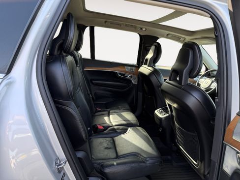 Used 2018 Volvo XC90 T6 Inscription w/ Convenience Package image 18