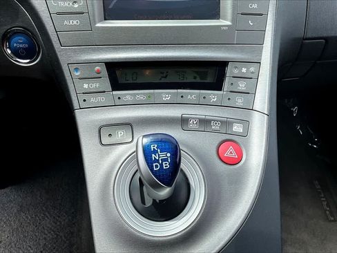Used 2015 Toyota Prius Two FWD image 14