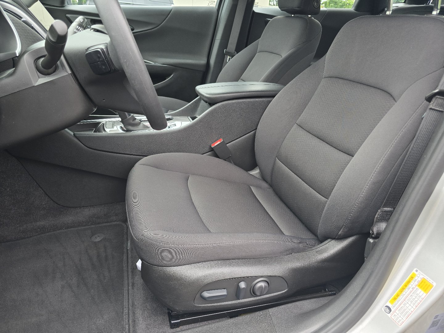 Used 2022 Chevrolet Malibu LT FWD image 28