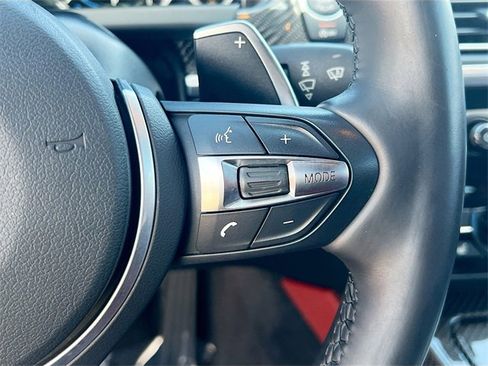 Used 2018 BMW 650i Convertible image 17