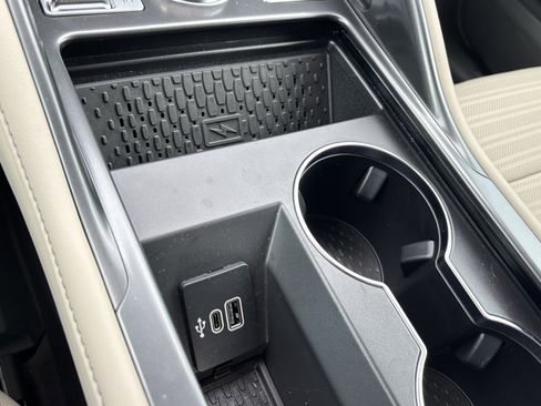 New 2025 Lincoln Nautilus Reserve image 23