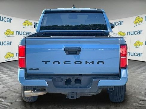 Used 2026 Toyota Tacoma SR5 AWD/4WD image 4