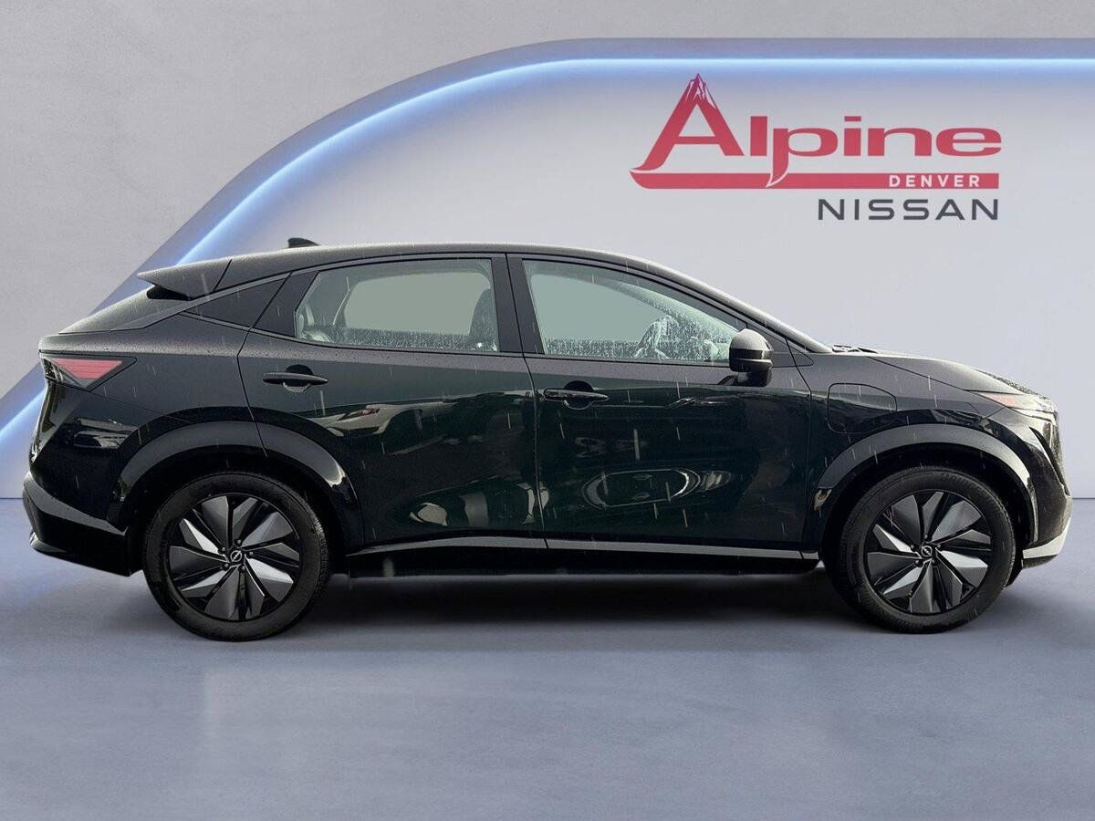 Used 2024 Nissan Ariya AWD image 6