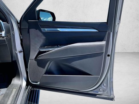 Certified 2026 Cadillac Escalade V w/ LPO, Onyx Lite Package image 19