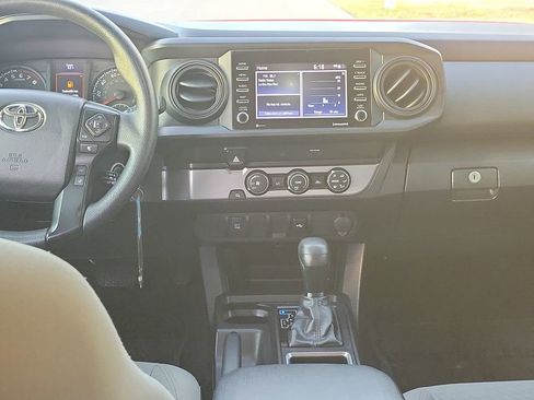 Certified 2022 Toyota Tacoma SR image 19
