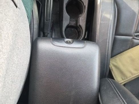 Used 2015 Jeep Wrangler Unlimited Rubicon image 27