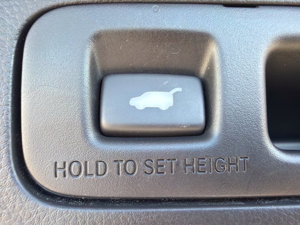 Used 2024 Honda CR-V EX-L image 12
