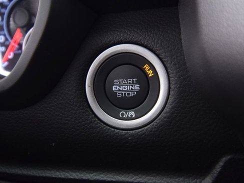 New 2026 RAM 1500 4x4 Crew Cab image 25